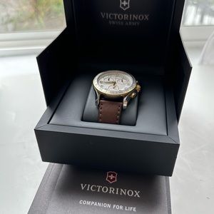 Swiss Army Victorinox Chronograph (241510)